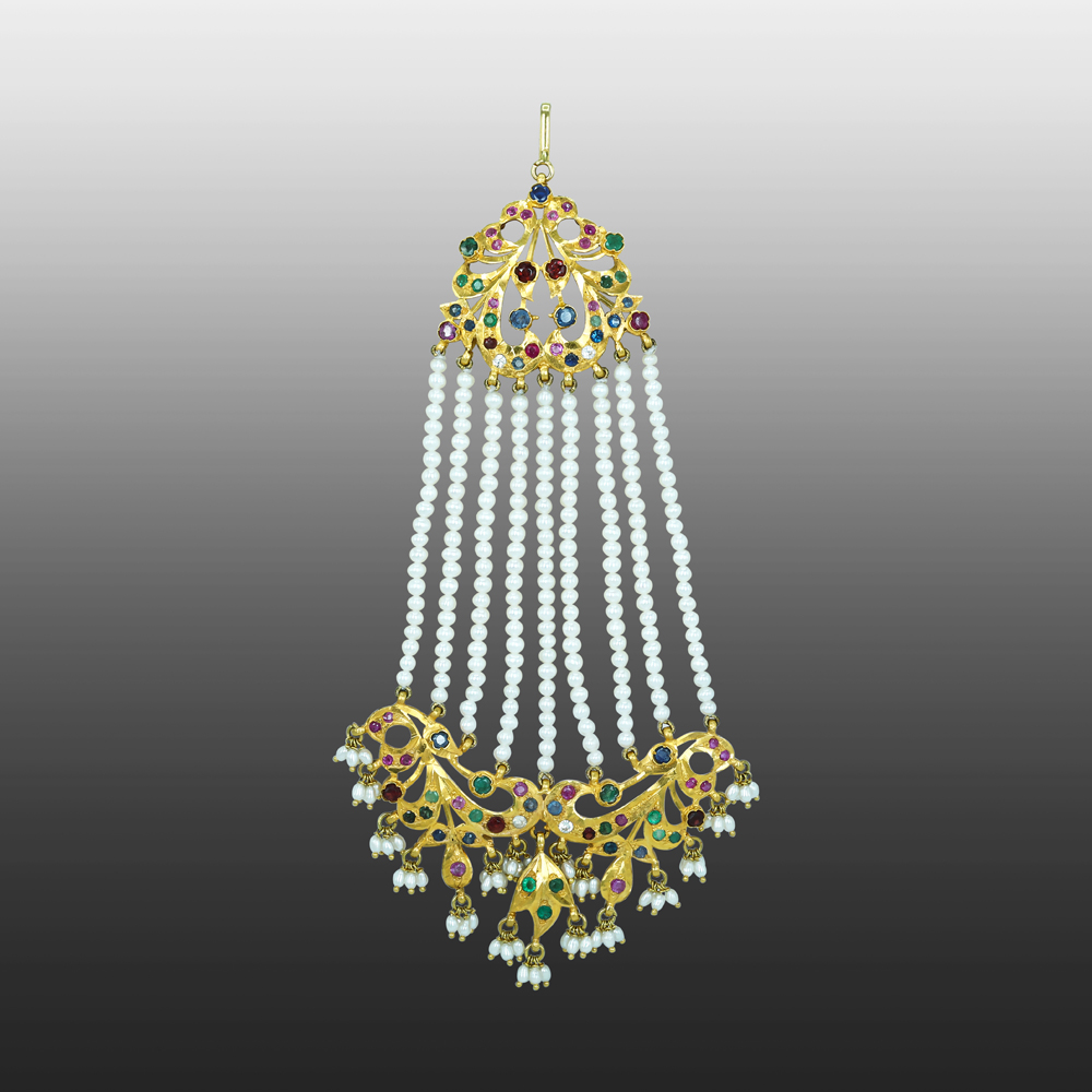 Multicolour Gemstone Passa with Pearl Strands